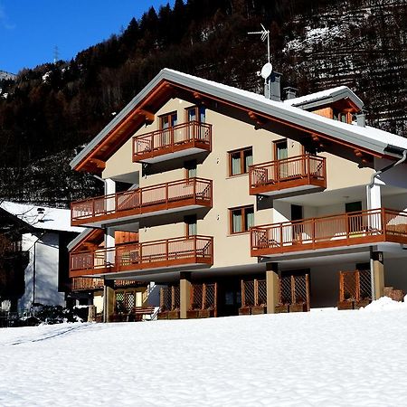 Aparthotel La Casa al Noce Mezzana  Exterior foto