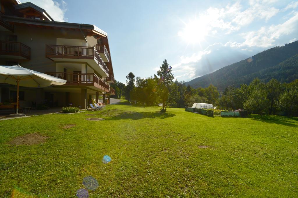 Aparthotel La Casa al Noce Mezzana  Exterior foto