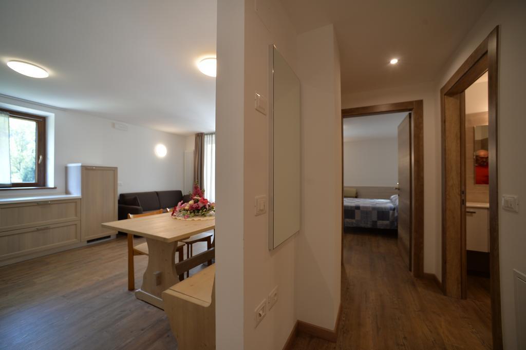 Aparthotel La Casa al Noce Mezzana  Exterior foto