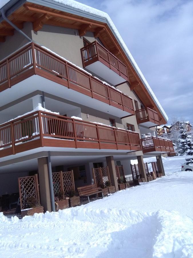 Aparthotel La Casa al Noce Mezzana  Exterior foto