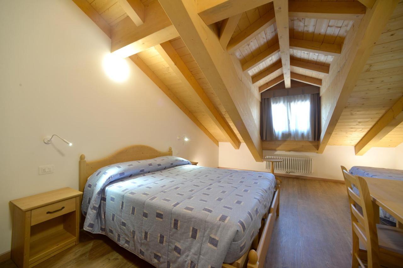 Aparthotel La Casa al Noce Mezzana  Exterior foto